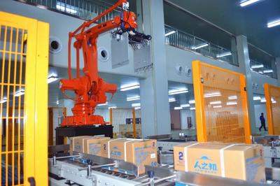 國粉邁入高速時代 軟硬件技術(shù)驅(qū)動品牌在高鐵上“跑”出新篇章